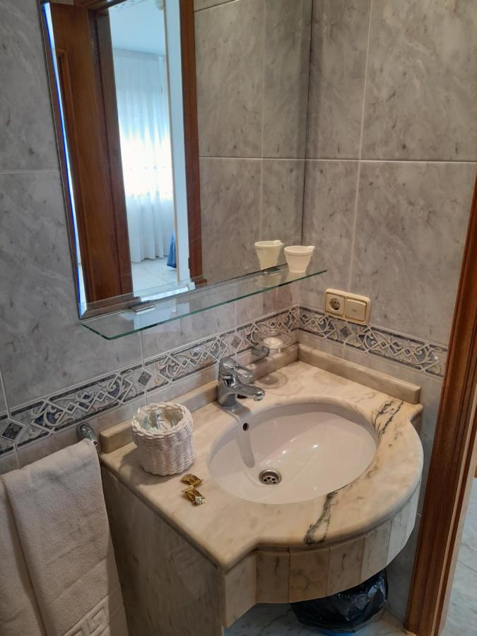 סיגוויירו Hotel Os Carballos מראה חיצוני תמונה